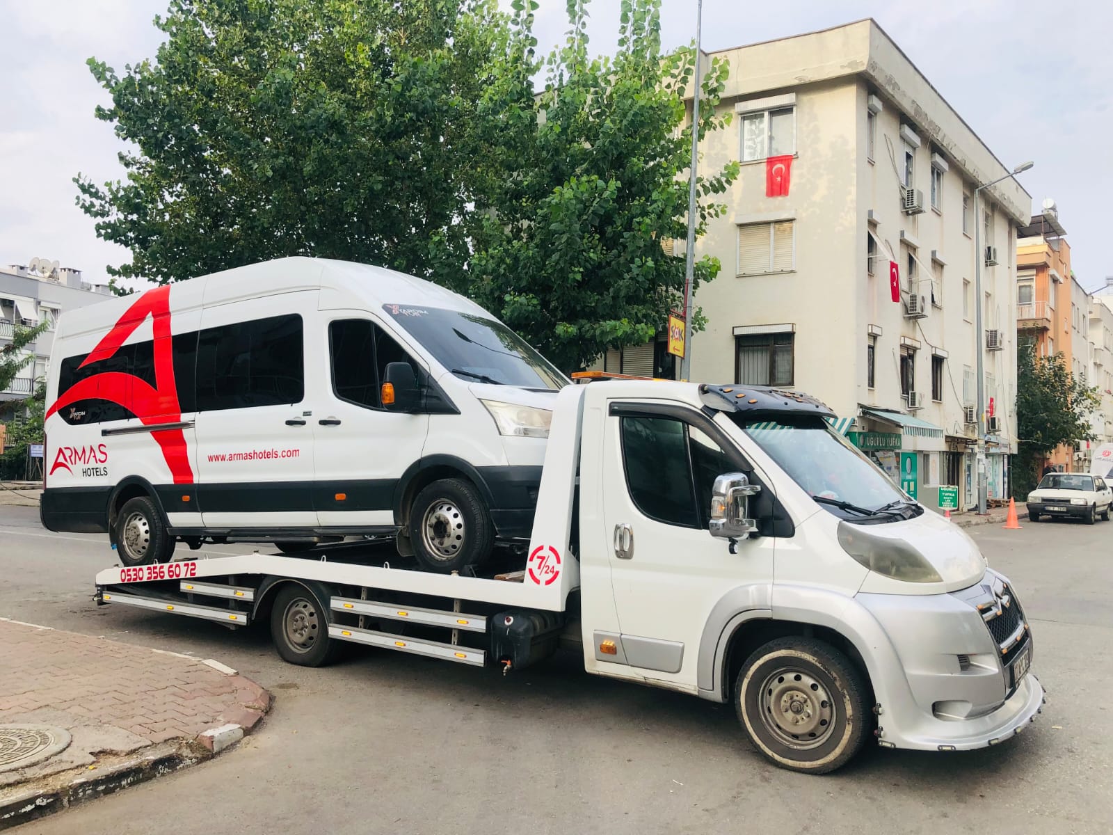 Antalya Acil Çekici Hizmeti | 7/24 Oto Kurtarma ve Yol Yardım Antalya